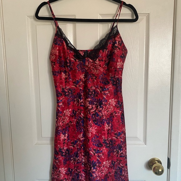 Princess Polly Other - Silk lace dress